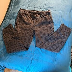 Style & Co Curvy Skinny Leg Black and Gray Checked Jeans, Size 14
